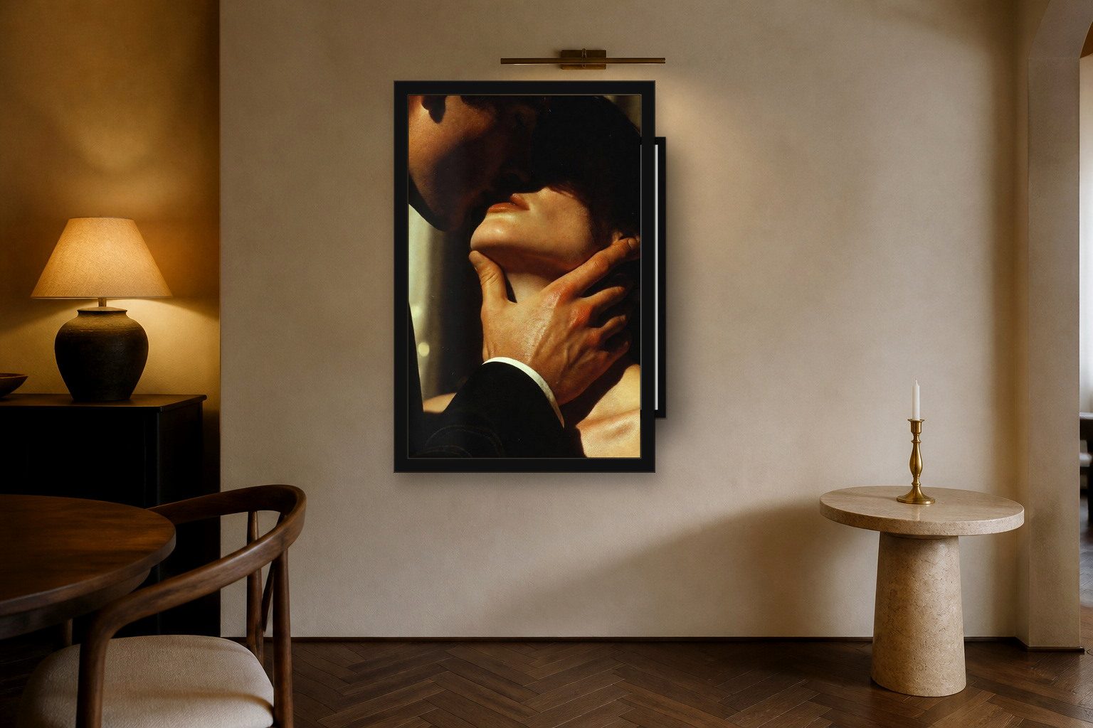 Osculum in room, thick black frame